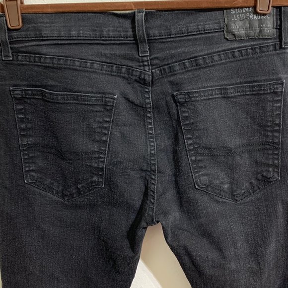 Pre-loved, Signature By Levi Strauss & Co. Black Distressed Unisex Jean, 32x30 - Picture 8 of 16